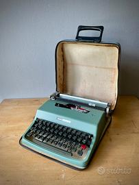 MACCHINA PER SCRIVERE OLIVETTI LETTERA 32 FUNZIONA