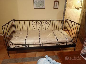 Divano letto Ikea ferro battuto con materasso