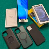 iPhone 12 128 GB con vari accessori