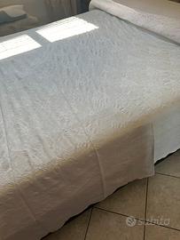 Copriletto leggero, corredo della nonna