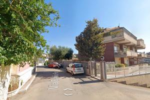 MONTE MARIO BILOCALE ARREDATO Con TERRAZZO PRIVATO