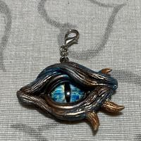 Ciondolo occhio di drago nuovo