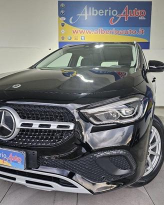Mercedes-Benz GLA 200 d Automatic Business