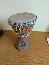 strumento a percussione Bongo