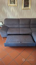 Divano angolare trasformabile in divano letto