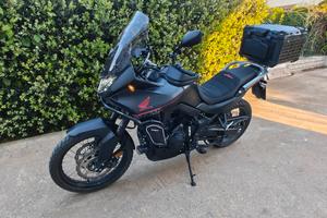 HONDA TRANSALP XL750 – FULL OPTIONAL 11.2024