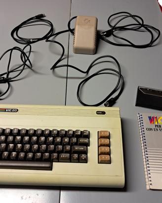 COMMODORE VIC 20