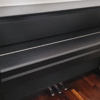 Pianoforte Yamaha Clavinova  585