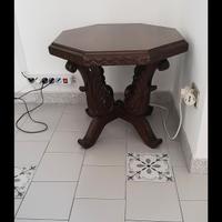 Tavolino da salotto in noce