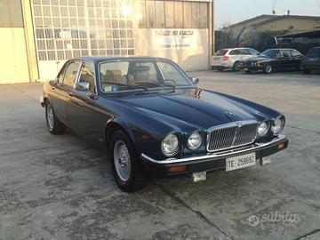 Jaguar XJ6 4.2 Sovreign 1982 iscritta ASI no bollo