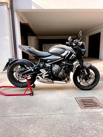 trident 660 pochi km