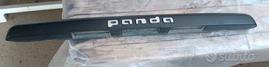 maniglia portellone posteriore fiat panda 2012