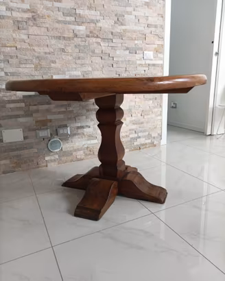 Pregiato tavolo legno massello