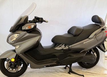 Suzuki Burgman 650