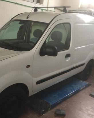 Per pezzi di ricambio Renault Kangoo 1.5 dci