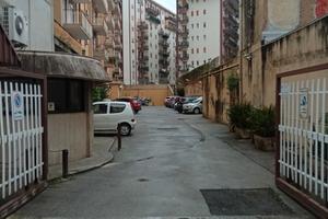 Luminoso piano terra con doppia terrazza