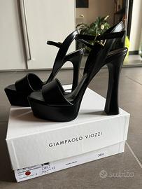 Sandali neri tacchi alti NUOVI MAI INDOSSATI