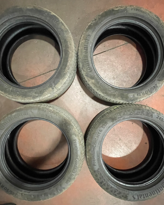 Gomme usate 2355019 101Y 1700KM praticamente nuoe