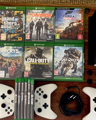 Xbox ONE S + 15 giochi + 3 controller