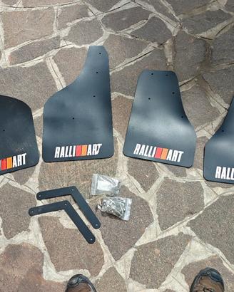 Paraspruzzi Ralliart Pajero