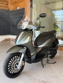 Beverly 300 S par al nuovo