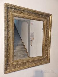 Specchiera con cornice francese dorata del 1800