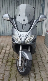 Piaggio X9 500 Evolution