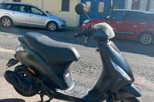 PIAGGIO 50 C.C. MODELLO ZIP
