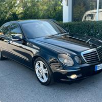 Mercedes-Benz E320 Evo v6 avangarde unicopro