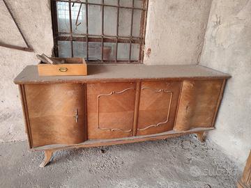 credenza di un tempo