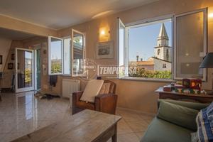 4 LOCALI CON GIARDINO VISTA MARE