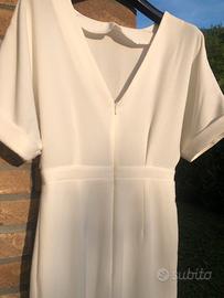 Abito elegante nuovo