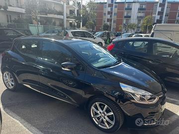Clio  Renault