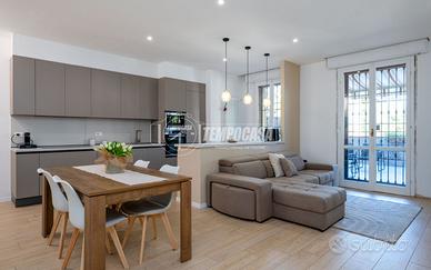 Trilocale ristrutturato con ampio terrazzo abitabi