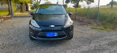 Ford Fiesta benzina
