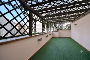 Bilocale con terrazzo