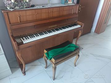 piano forte verticale 