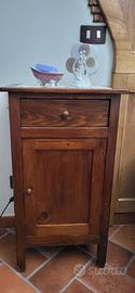 comodino legno 