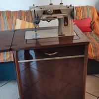 Macchina da cucire Singer modello 401 M13