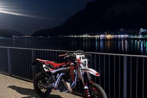 Husqvarna SM 125 omologata per 2