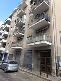 Appartamento di 130 m² con 4 locali a Reggio Calab
