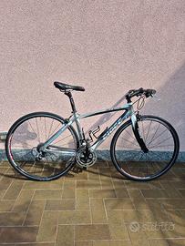 bicicletta in carbonio 