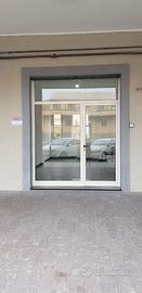 Locale Commerciale-Negozio-Ufficio
