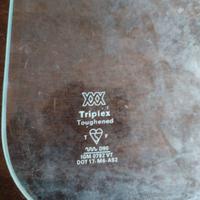 vetro posteriore Land Rover Defender 