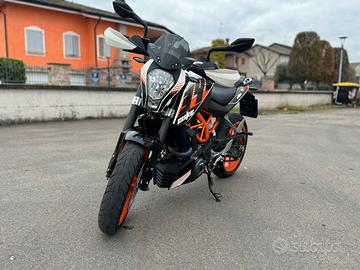 Ktm duke 390