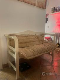 Panchina/Divanetto in legno con cuscini in lino