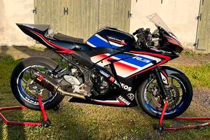 Yamaha R3 2018