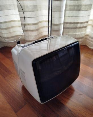 TV portatile bn vintage Magnafon