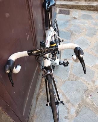 BICI CORSA BIANCHI INFINITO CV