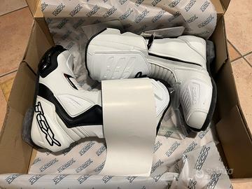 Scarpe da moto nuove